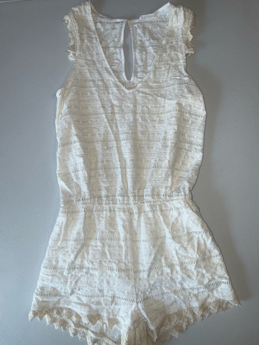 Glam Small White Tan Eyelet Lace Romper Crochet Trim Sleeveless Summer Boho - Picture 2 of 13